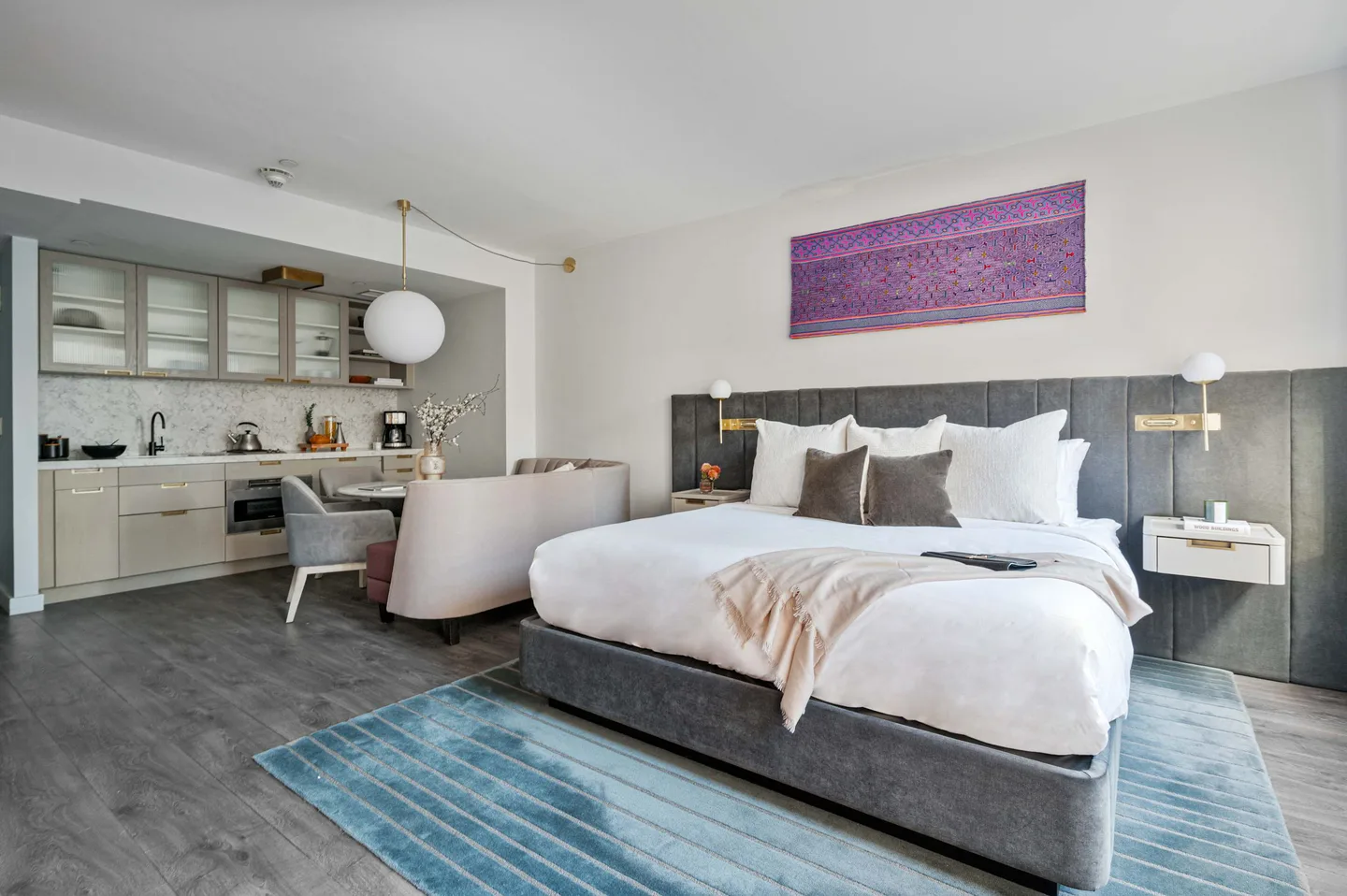 Junior King Studio Apartment — 17 John