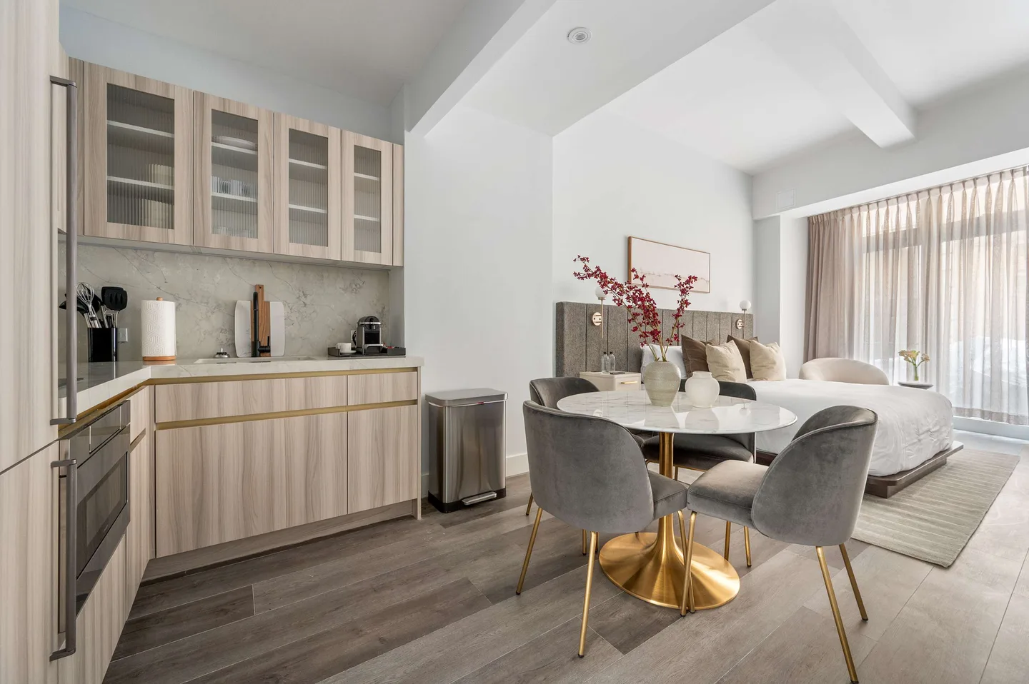 Premium 1 Bedroom Apartment — 17 John