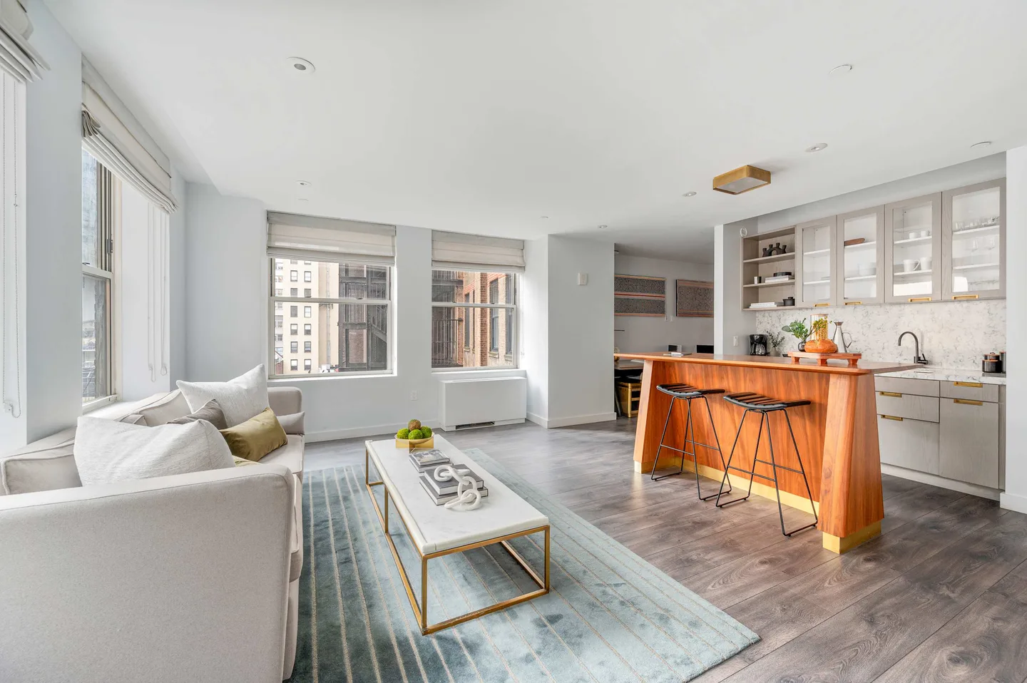 Presidential King Suite — 17 John